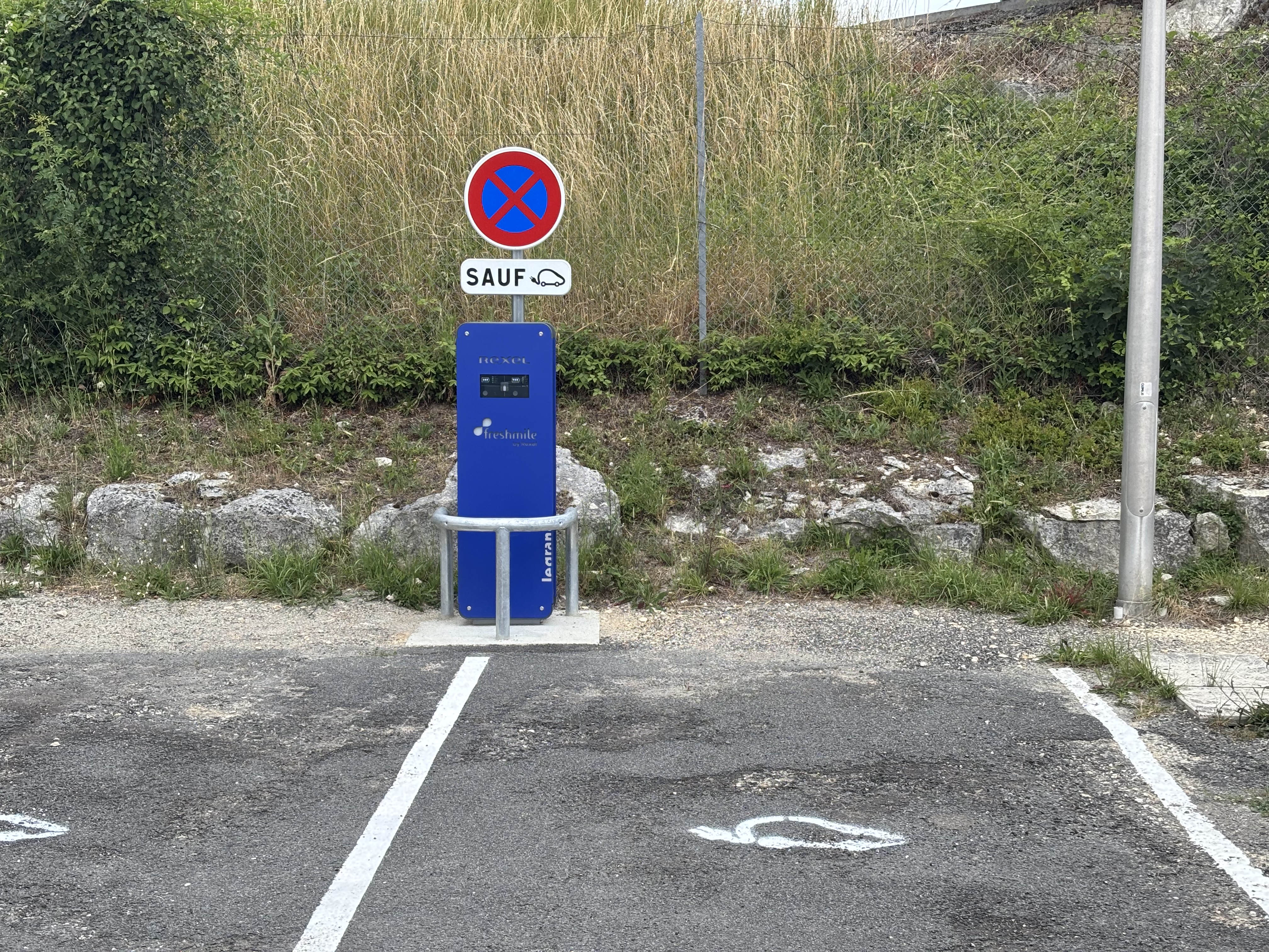 Borne de recharge IRVE
